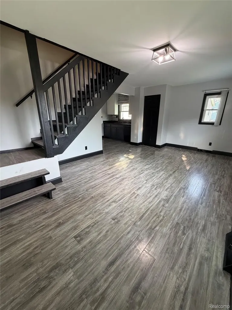 6798 Saline Drive Waterford Charter Township MI 48329