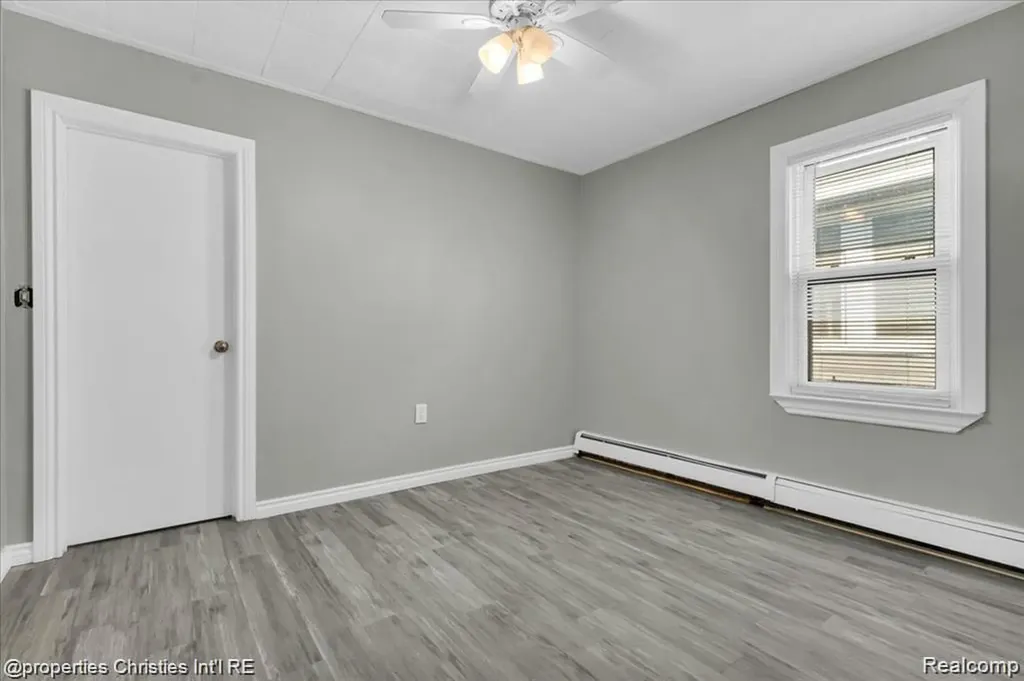 7952 Robert Street Taylor City MI 48180