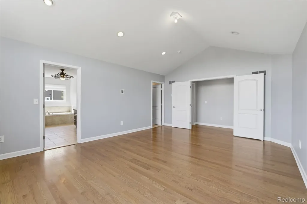 23782 Prescott Lane E Lyon Charter Township MI 48178