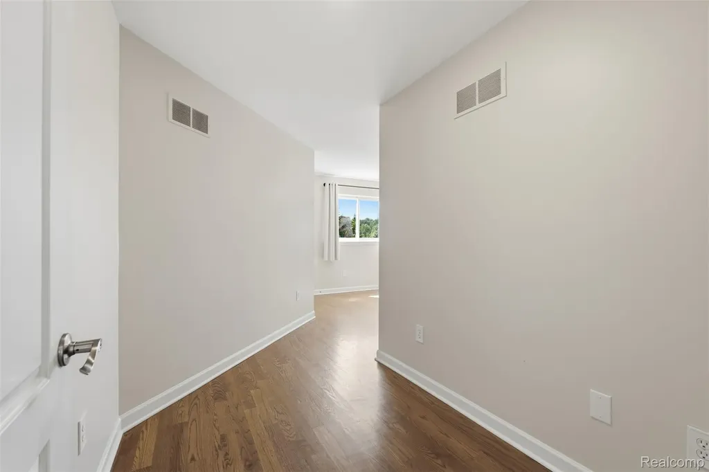 23782 Prescott Lane E Lyon Charter Township MI 48178