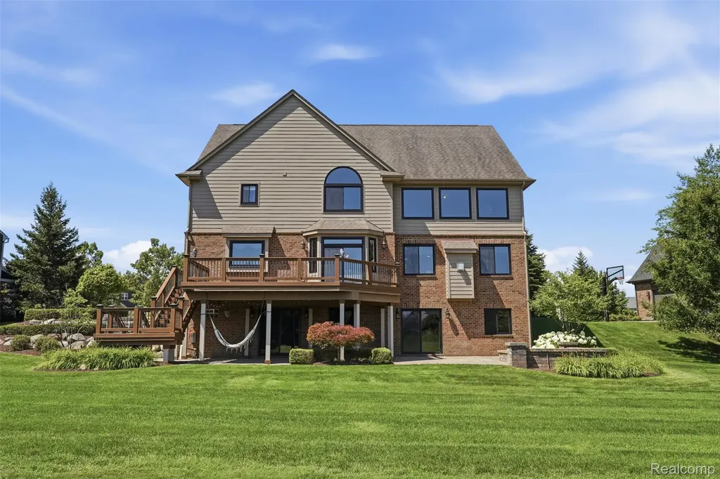 23782 Prescott Lane E Lyon Charter Township MI 48178