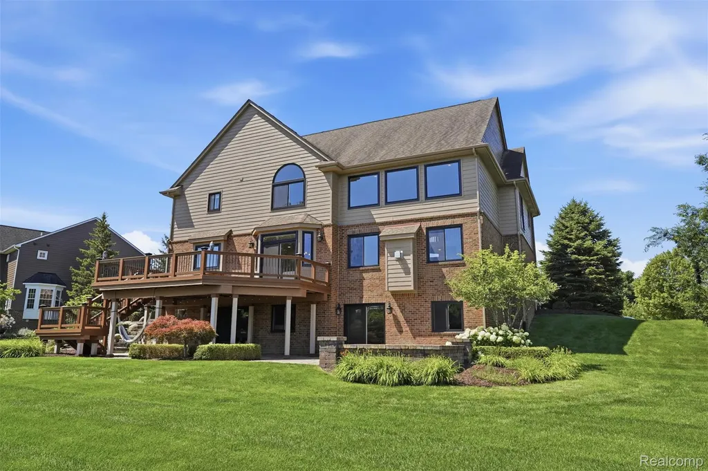 23782 Prescott Lane E Lyon Charter Township MI 48178