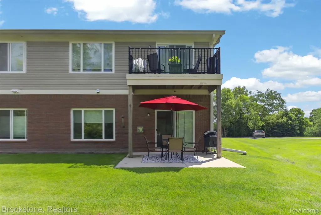 3773 Eagle Creek Drive Shelby Charter Township MI 48317