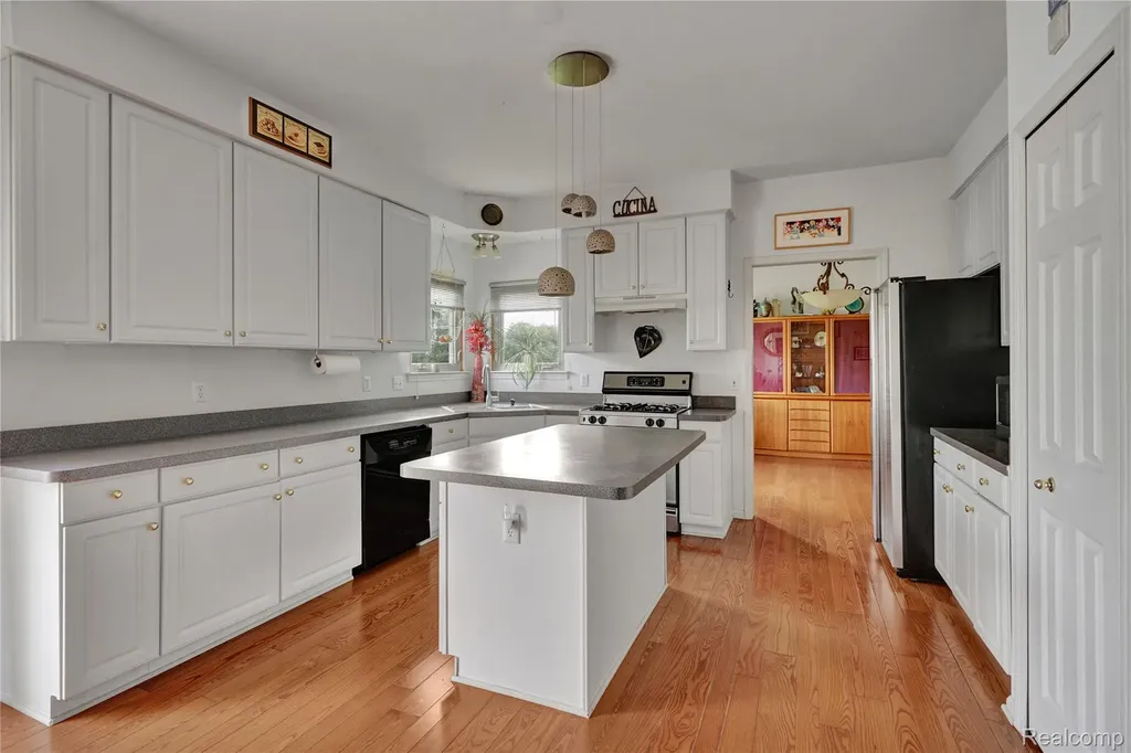 3200 Appleridge Drive Pittsfield Charter Township MI 48103