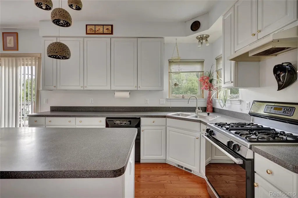 3200 Appleridge Drive Pittsfield Charter Township MI 48103