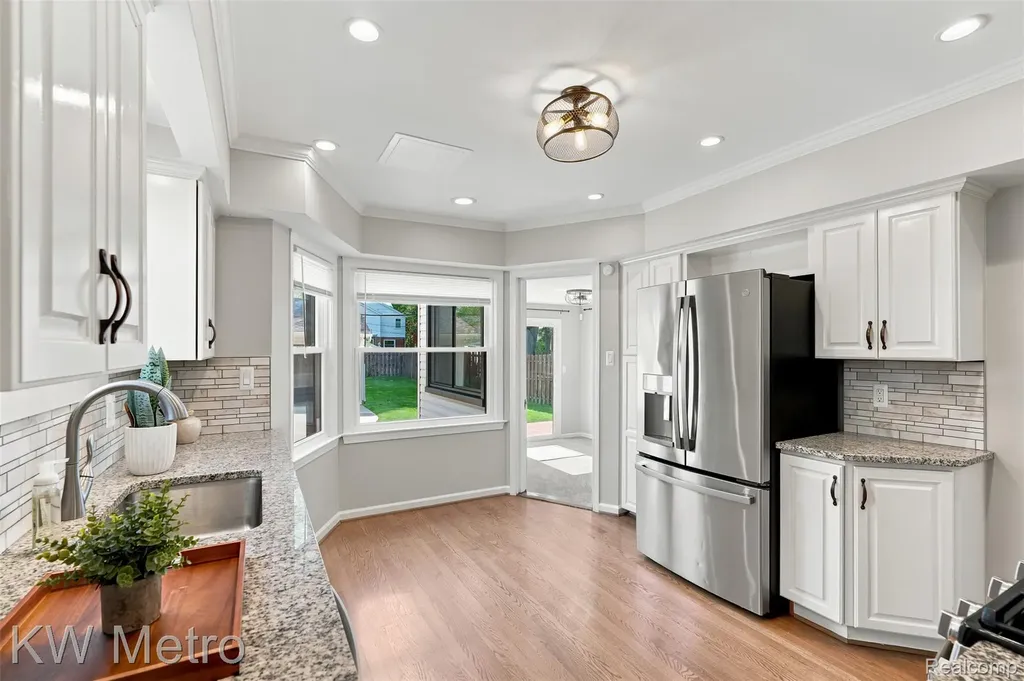 1458 Hampton Road Grosse Pointe Woods City MI 48236