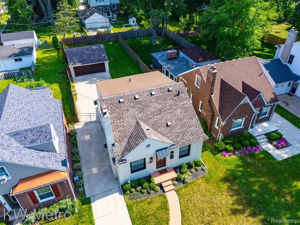 1458 Hampton Road Grosse Pointe Woods City MI 48236