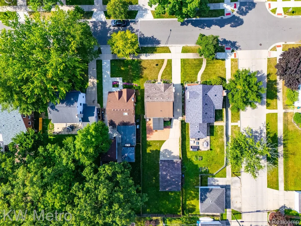 1458 Hampton Road Grosse Pointe Woods City MI 48236