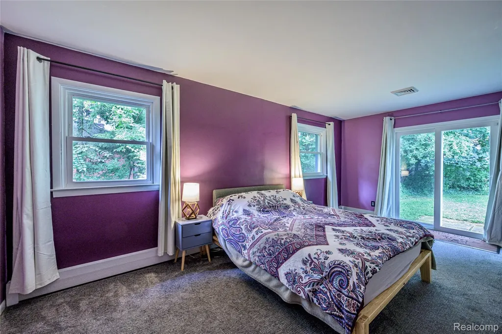 31165 Sheridan Drive Beverly Hills Village MI 48025