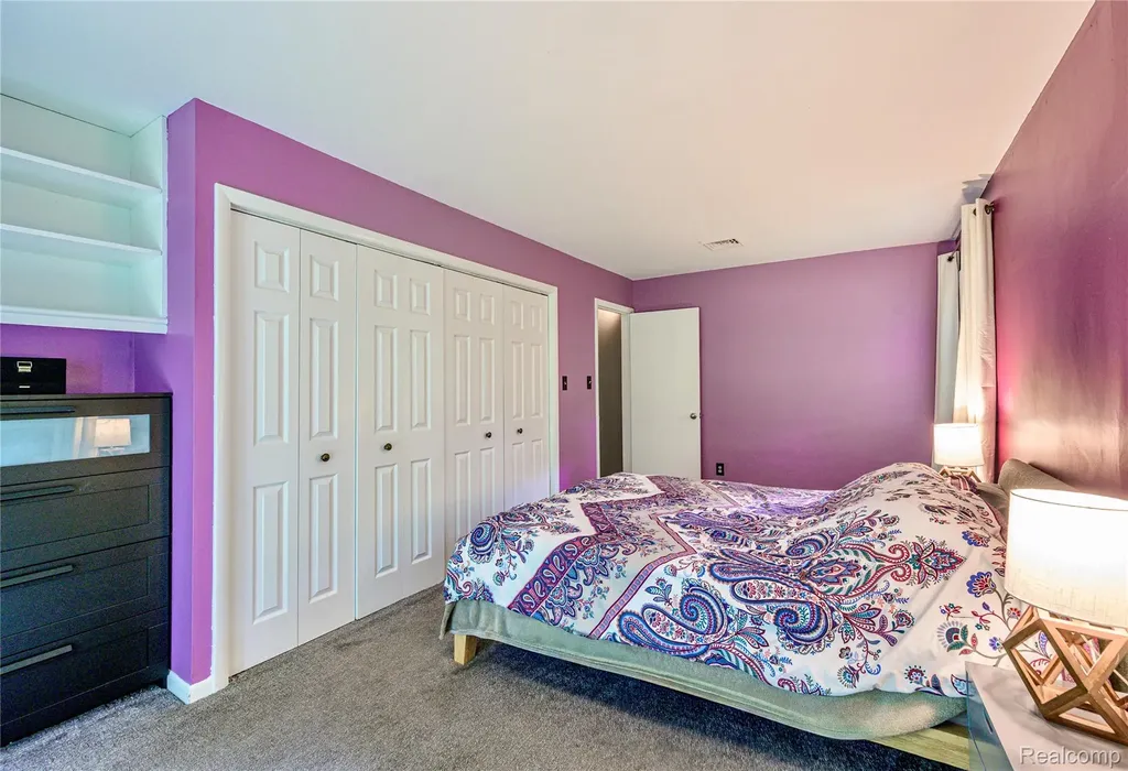 31165 Sheridan Drive Beverly Hills Village MI 48025