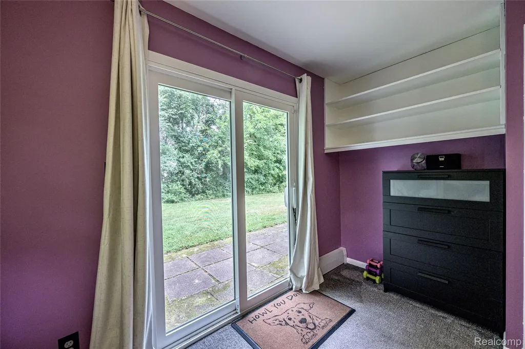 31165 Sheridan Drive Beverly Hills Village MI 48025
