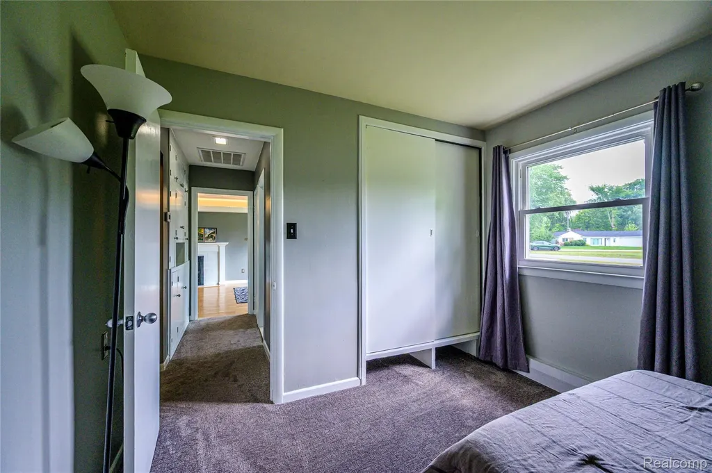 31165 Sheridan Drive Beverly Hills Village MI 48025