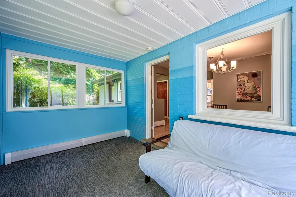 31165 Sheridan Drive Beverly Hills Village MI 48025
