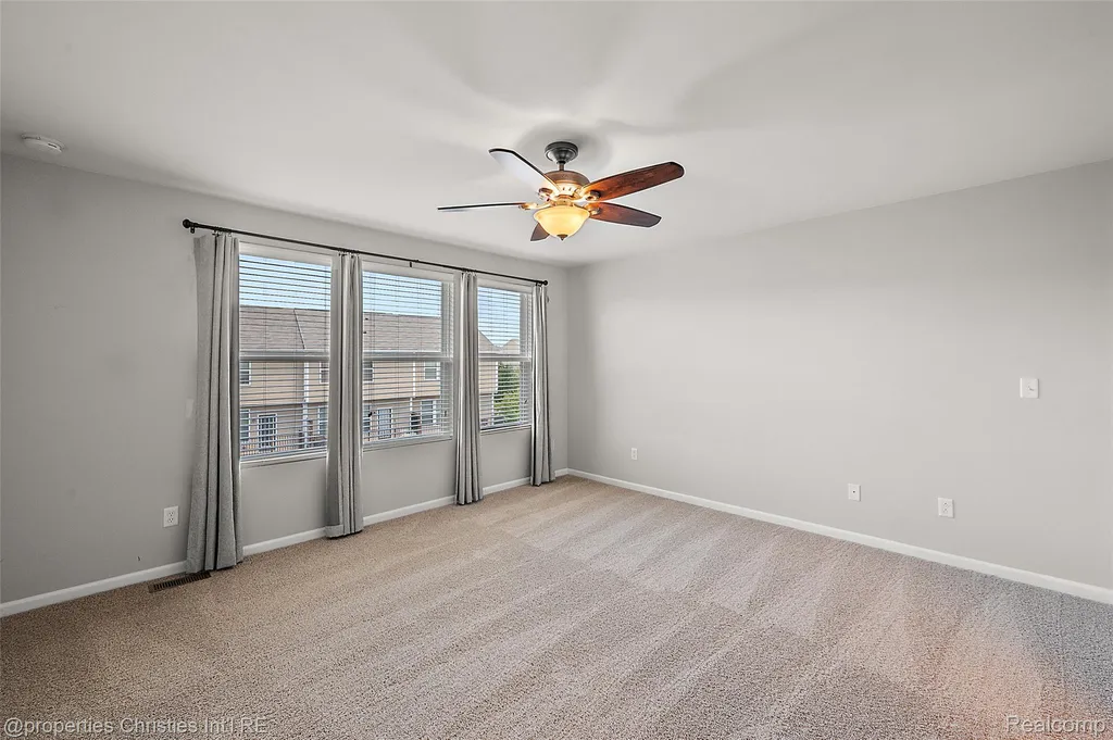 27928 Hopkins Drive Novi City MI 48377