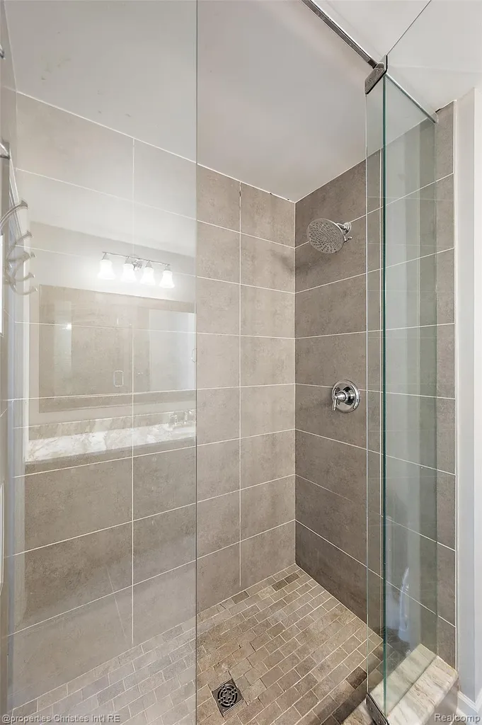 27928 Hopkins Drive Novi City MI 48377