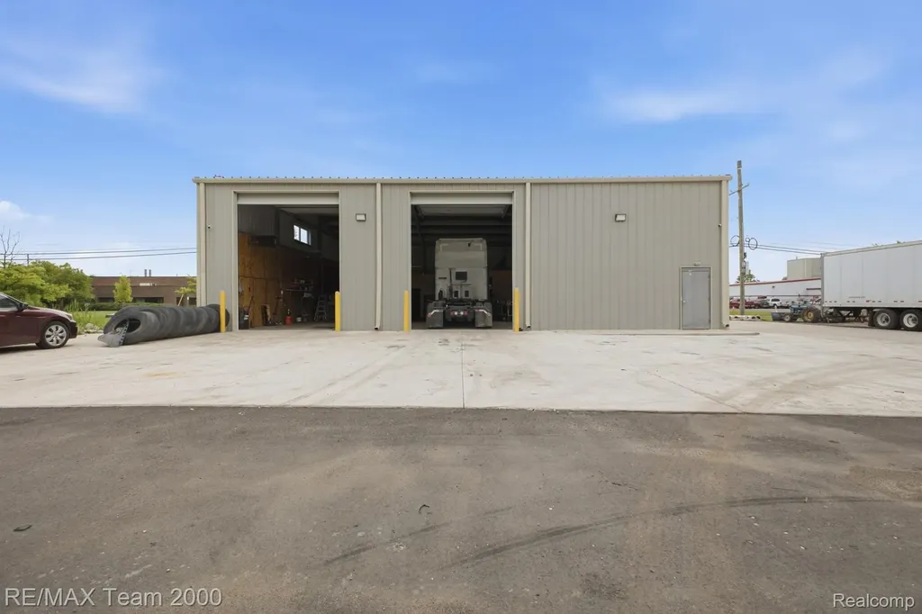 5300 Cogswell Road Wayne City MI 48184