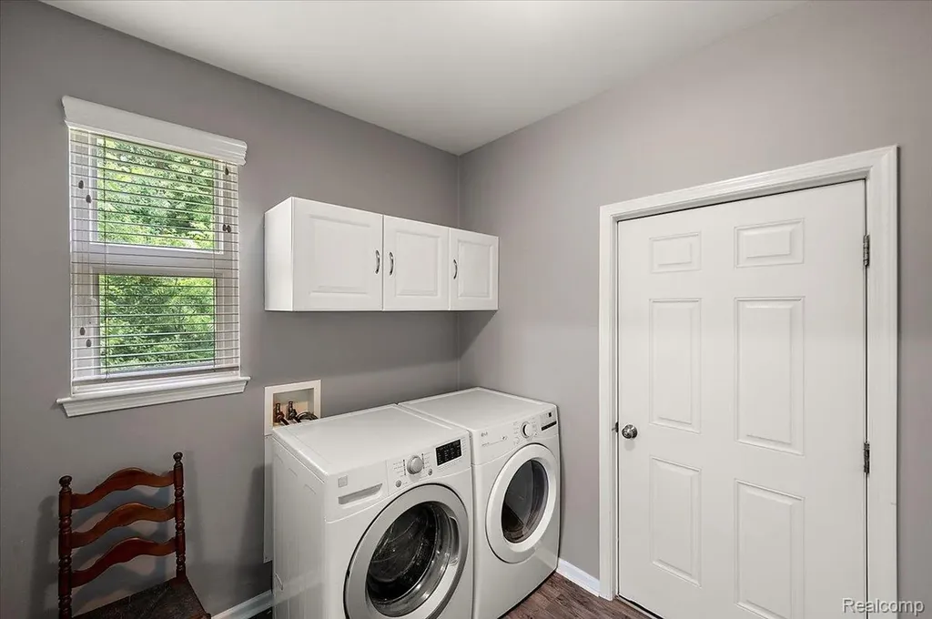 29561 S Pine Grove Drive Huron Charter Township MI 48164
