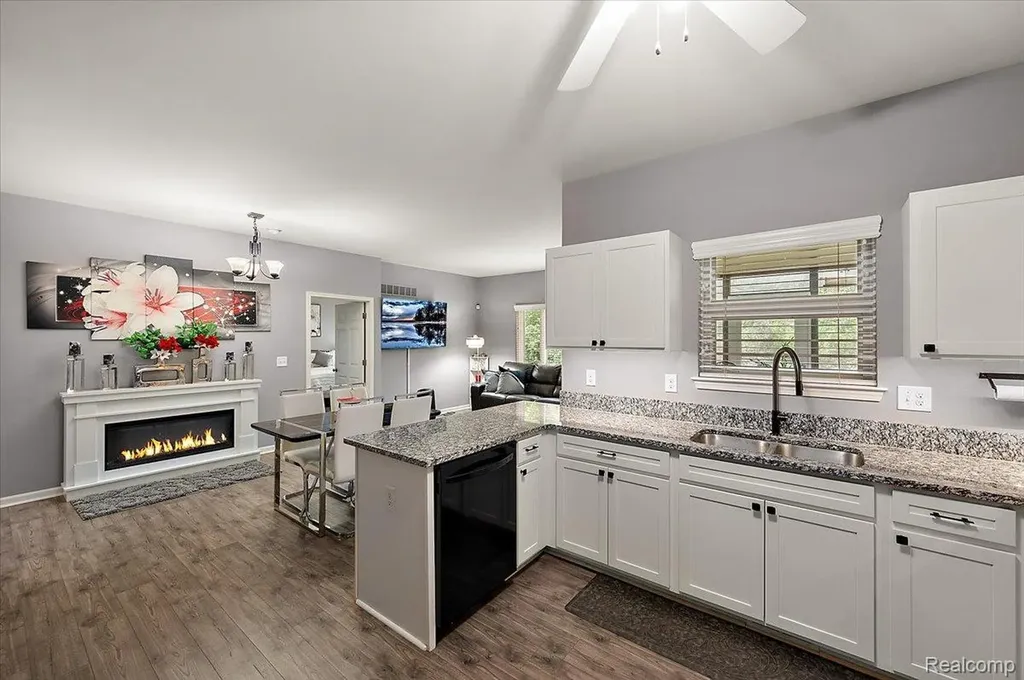 29561 S Pine Grove Drive Huron Charter Township MI 48164