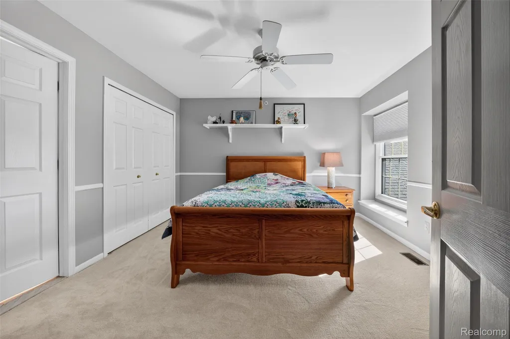 156 Sandhills Lane Lake Orion Village MI 48362