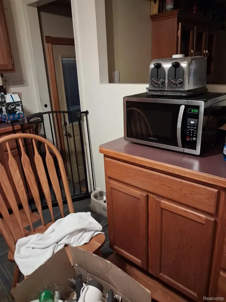 29572 Red Cedar Drive Flat Rock City MI 48134