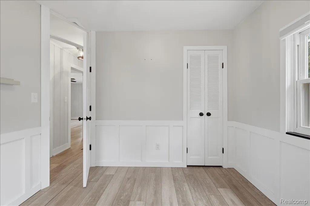 4035 Island Park Drive Waterford Charter Township MI 48329
