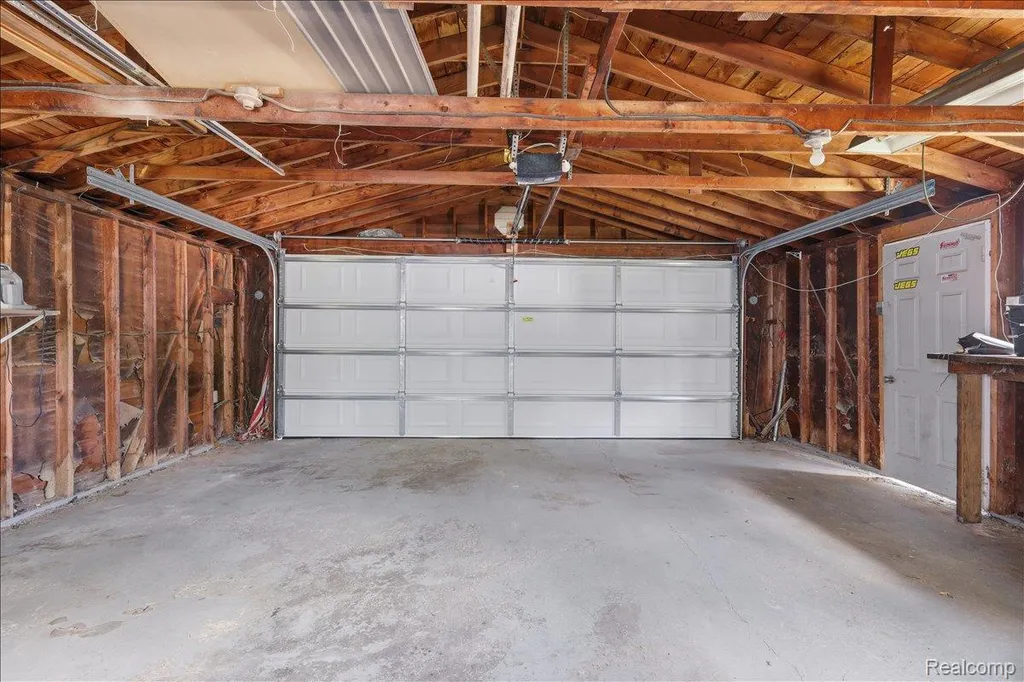 4035 Island Park Drive Waterford Charter Township MI 48329
