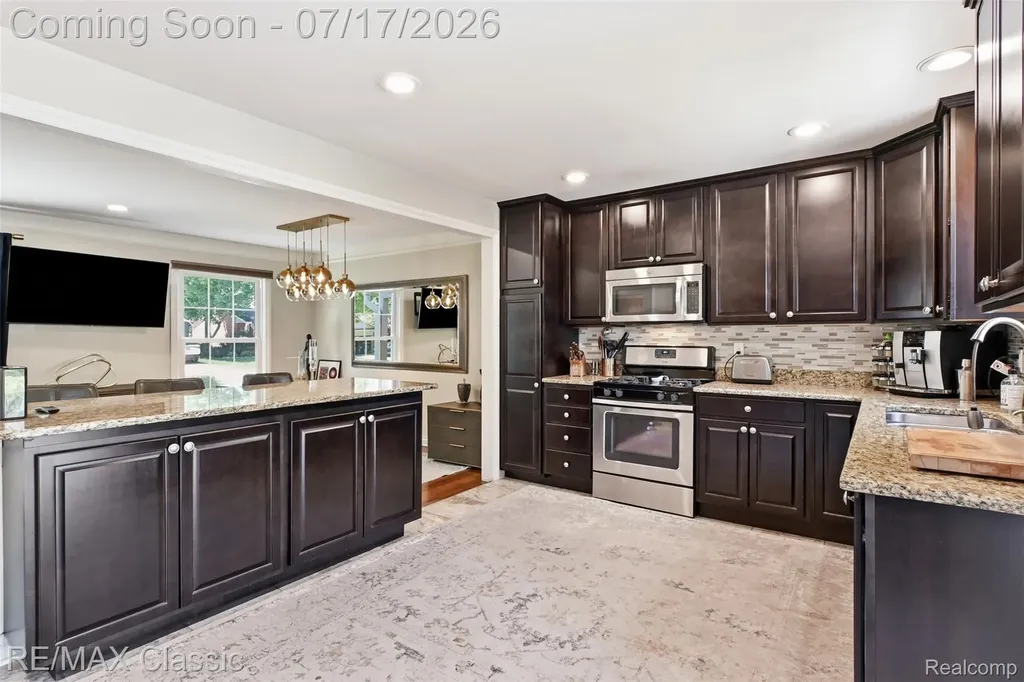 1628 Lexington Street Plymouth City MI 48170