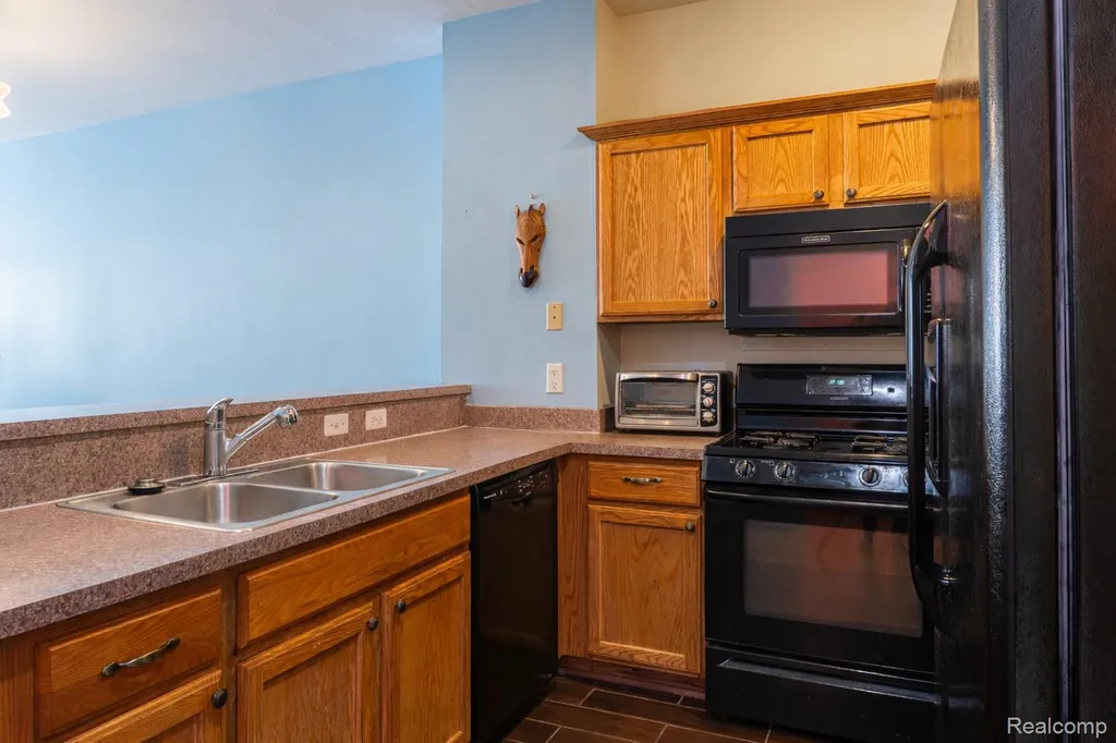 13207 St Ervin Avenue Detroit City MI 48215