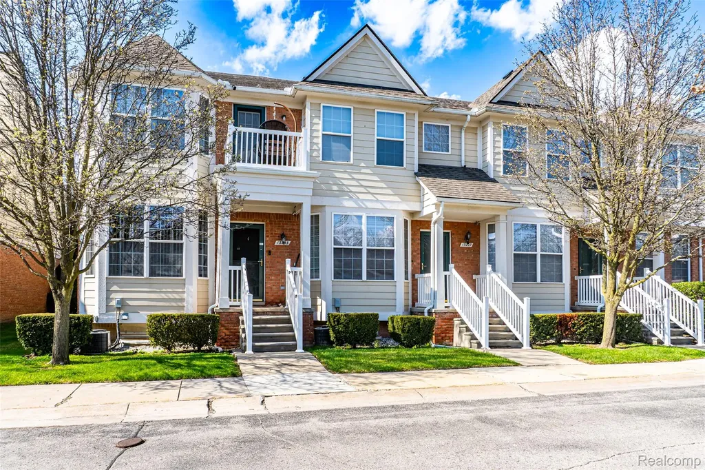 13207 St Ervin Avenue Detroit City MI 48215