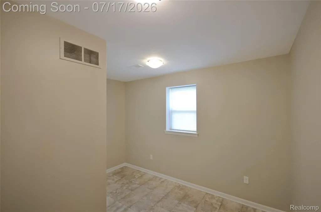 4625 Bradley Circle Troy City MI 48085