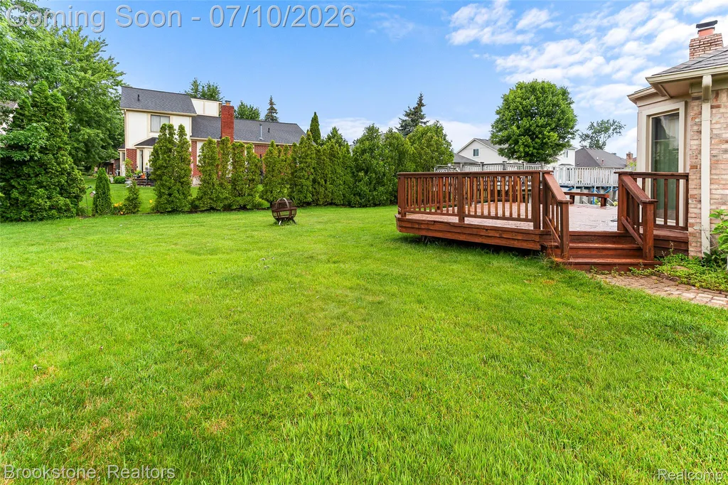 53725 Arabian Trail Macomb Township MI 48042