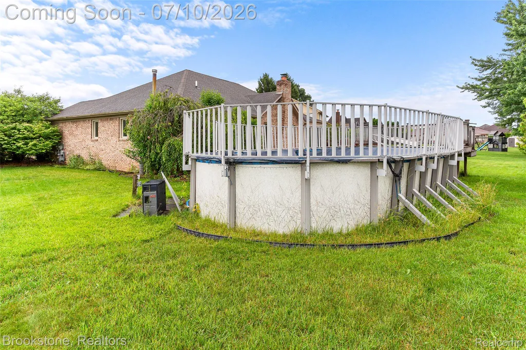 53725 Arabian Trail Macomb Township MI 48042