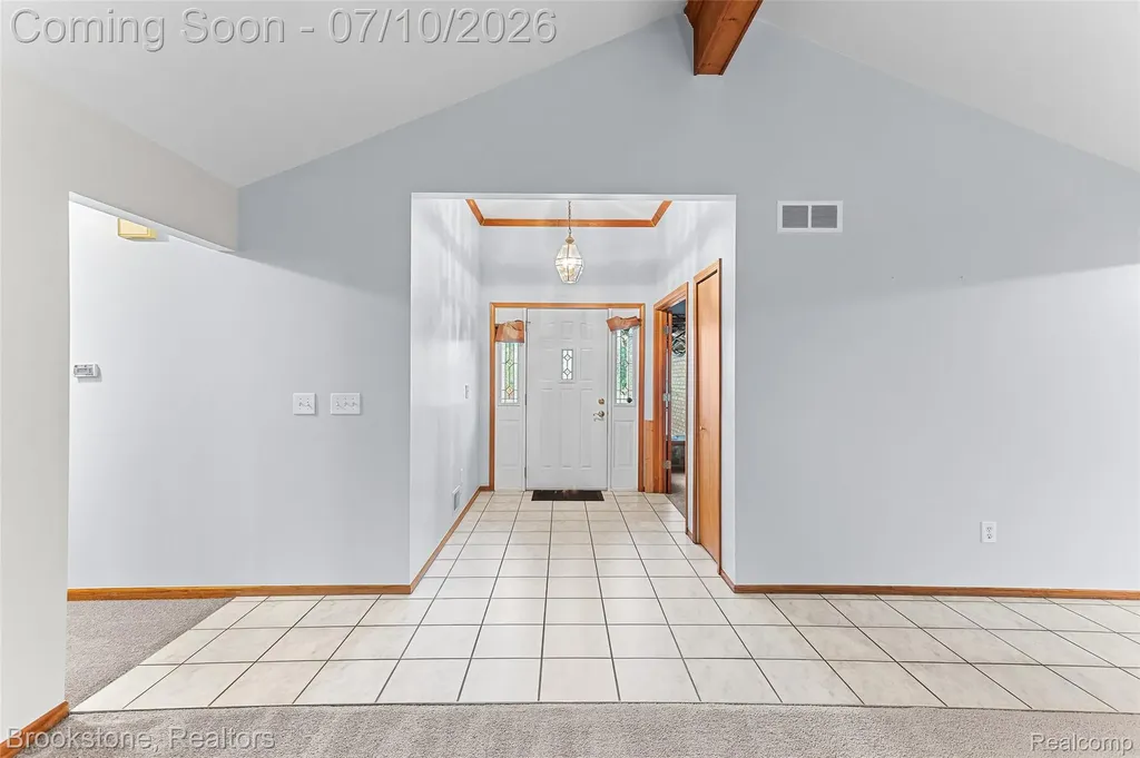 53725 Arabian Trail Macomb Township MI 48042