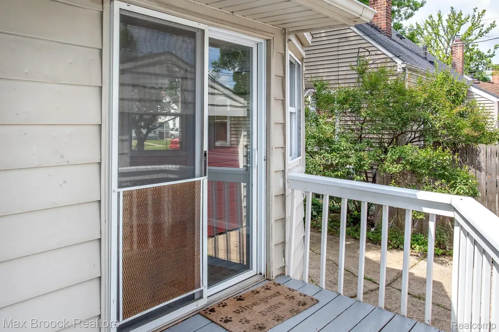 2441 Coy Street Ferndale City MI 48220