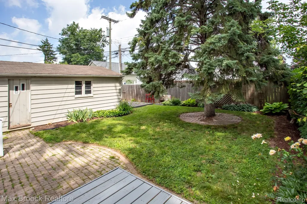 2441 Coy Street Ferndale City MI 48220