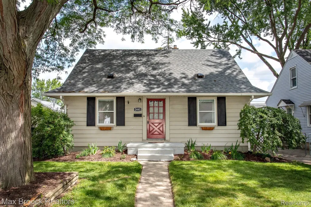 2441 Coy Street Ferndale City MI 48220