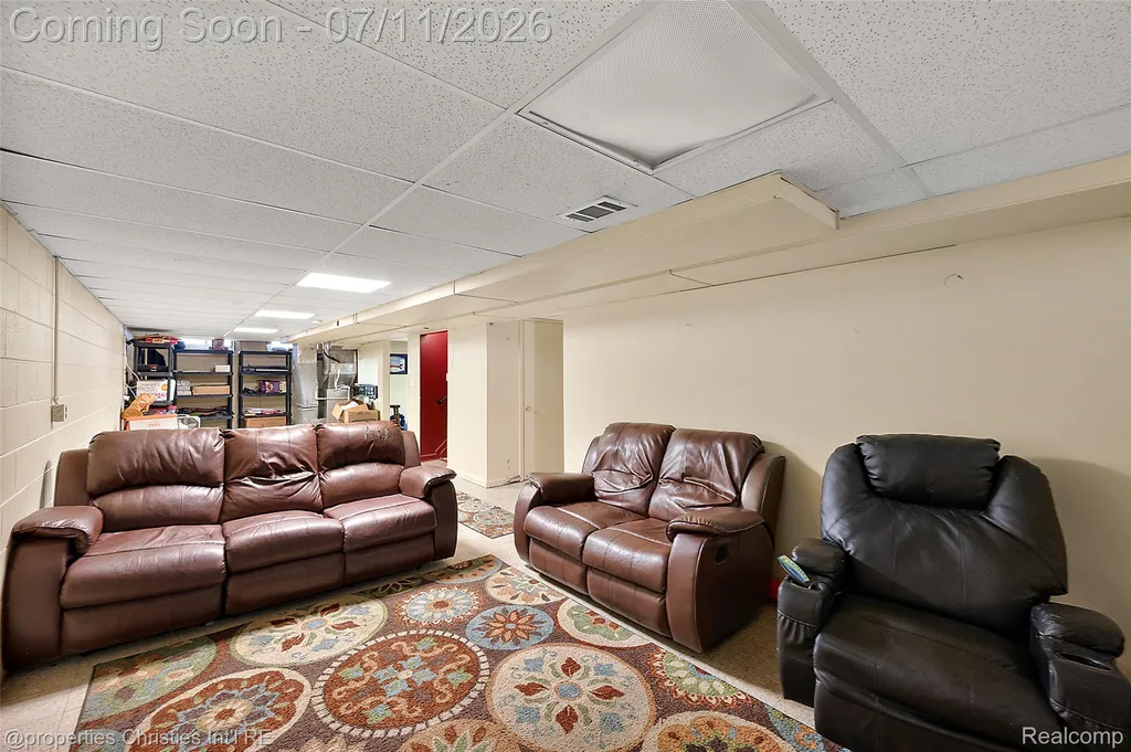 9961 Merriman Road Livonia City MI 48150