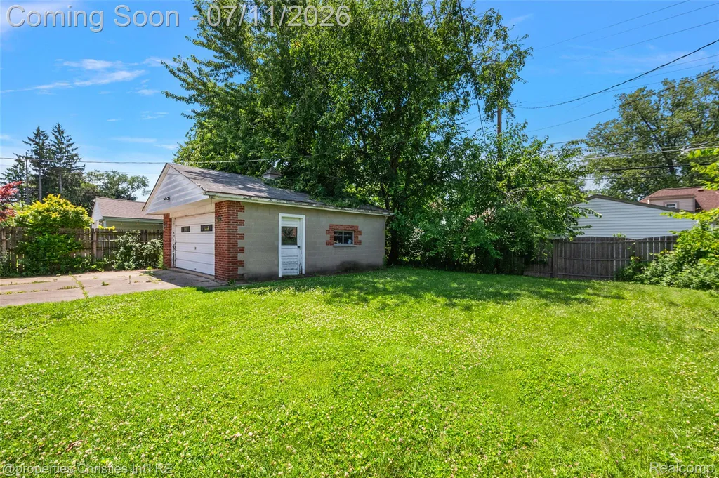 9961 Merriman Road Livonia City MI 48150
