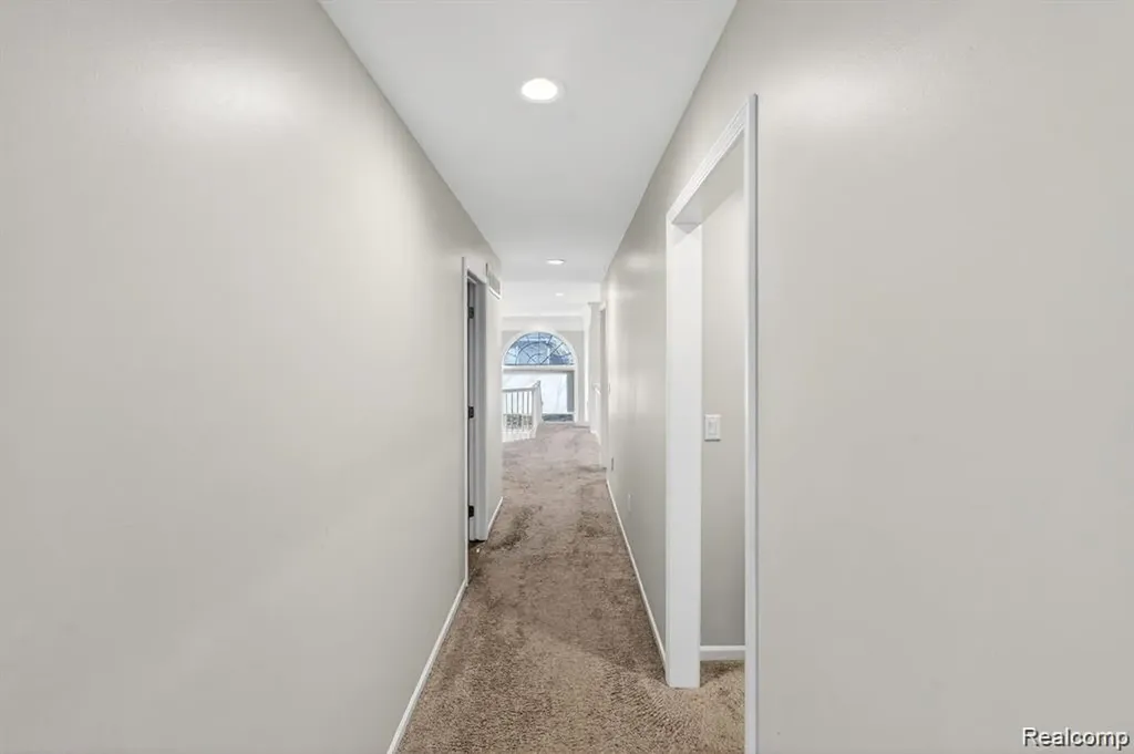 5874 Orchard Woods Drive West Bloomfield Charter Township MI 48324