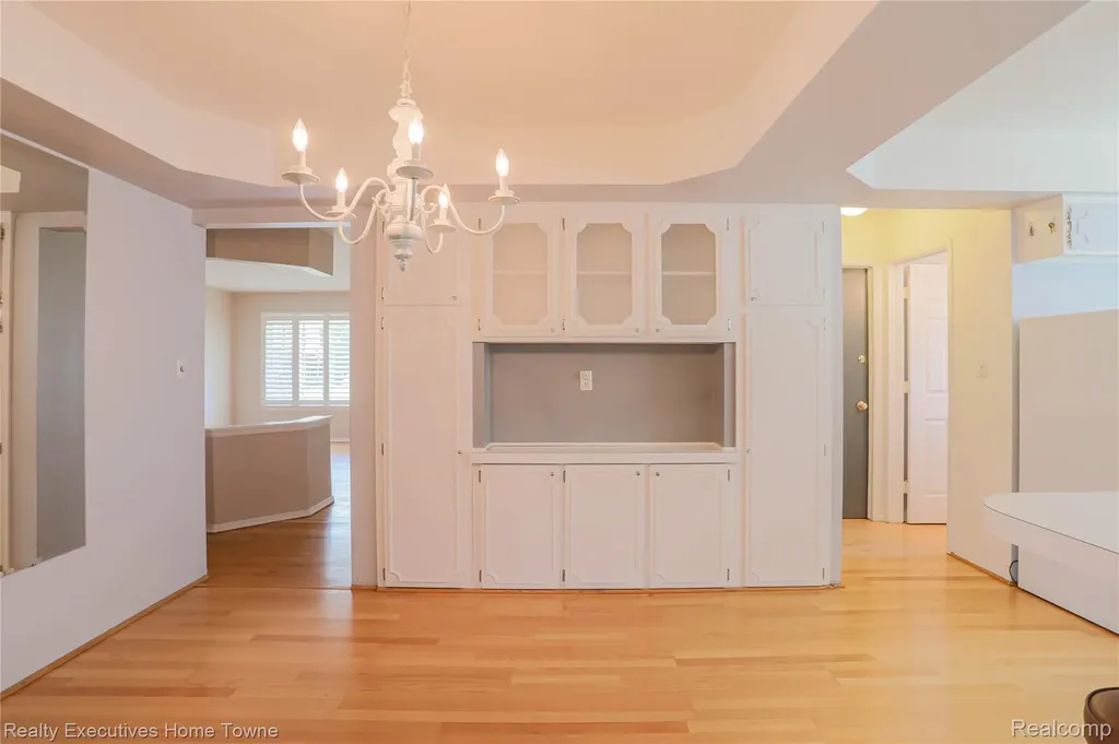 33829 Kennedy Drive Sterling Heights City MI 48310