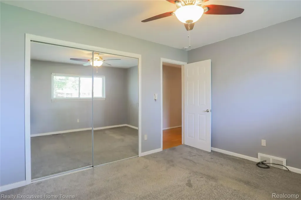 33829 Kennedy Drive Sterling Heights City MI 48310