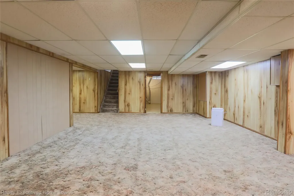33829 Kennedy Drive Sterling Heights City MI 48310