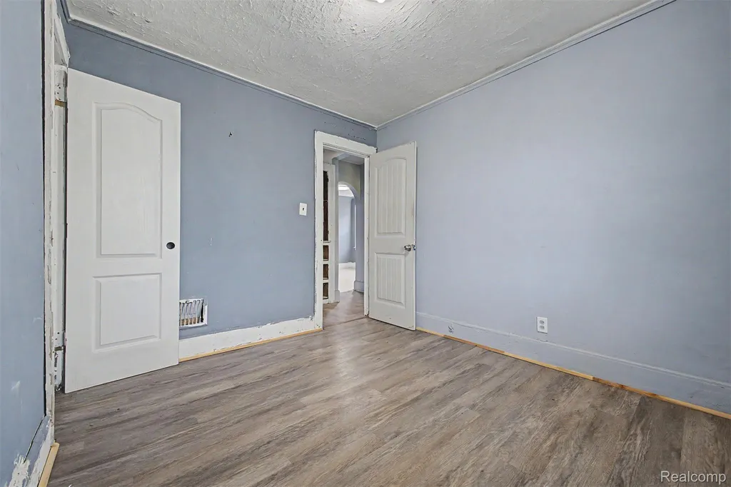 9275 Appoline Street Detroit City MI 48228