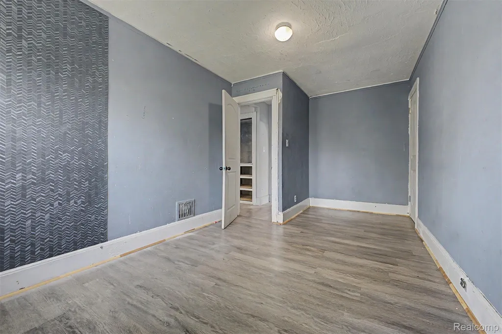 9275 Appoline Street Detroit City MI 48228