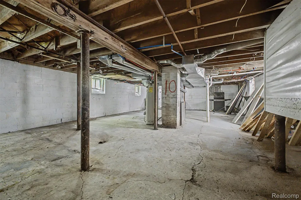 9275 Appoline Street Detroit City MI 48228
