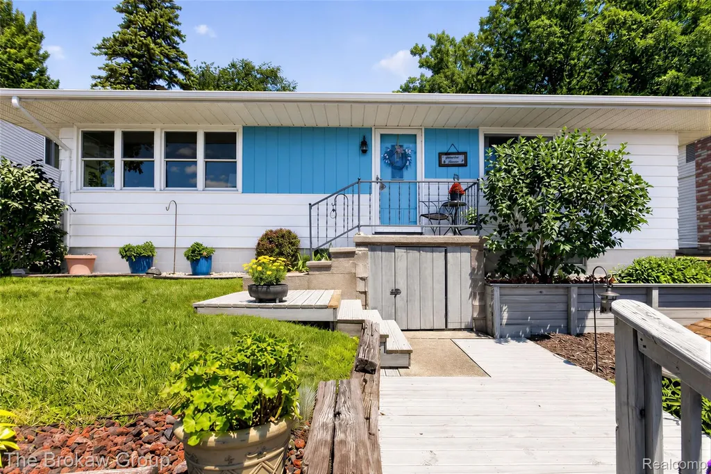 393 N Sage Lake Road Hill Township MI 48739
