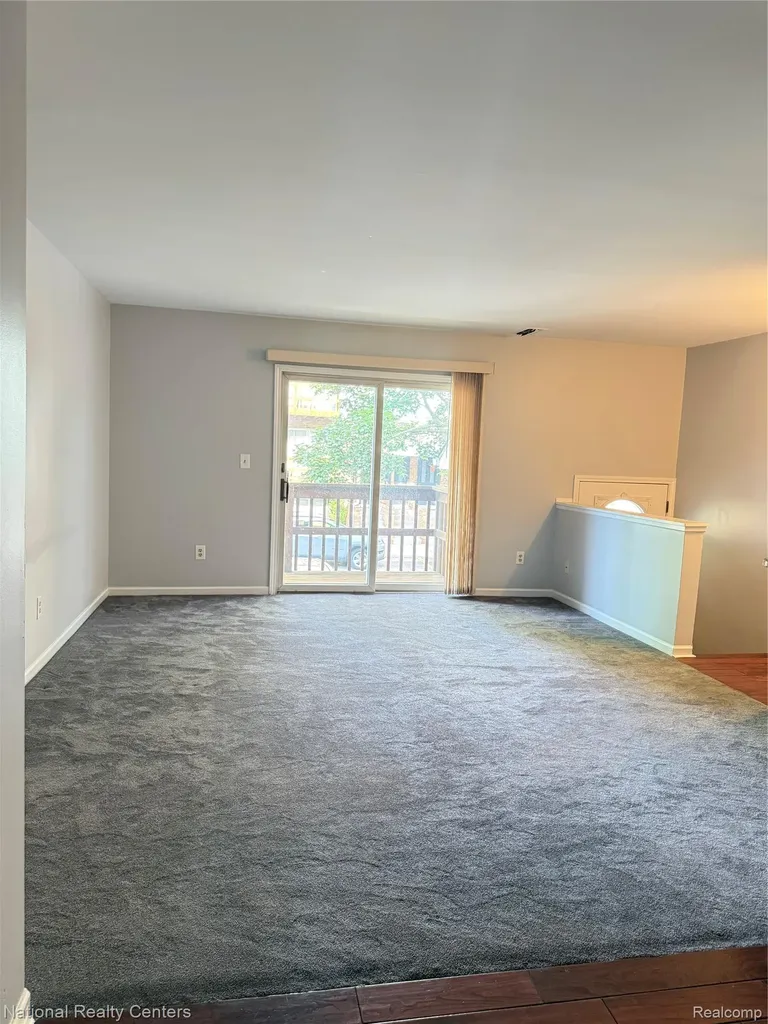 212 Pinewood Drive Plymouth City MI 48170