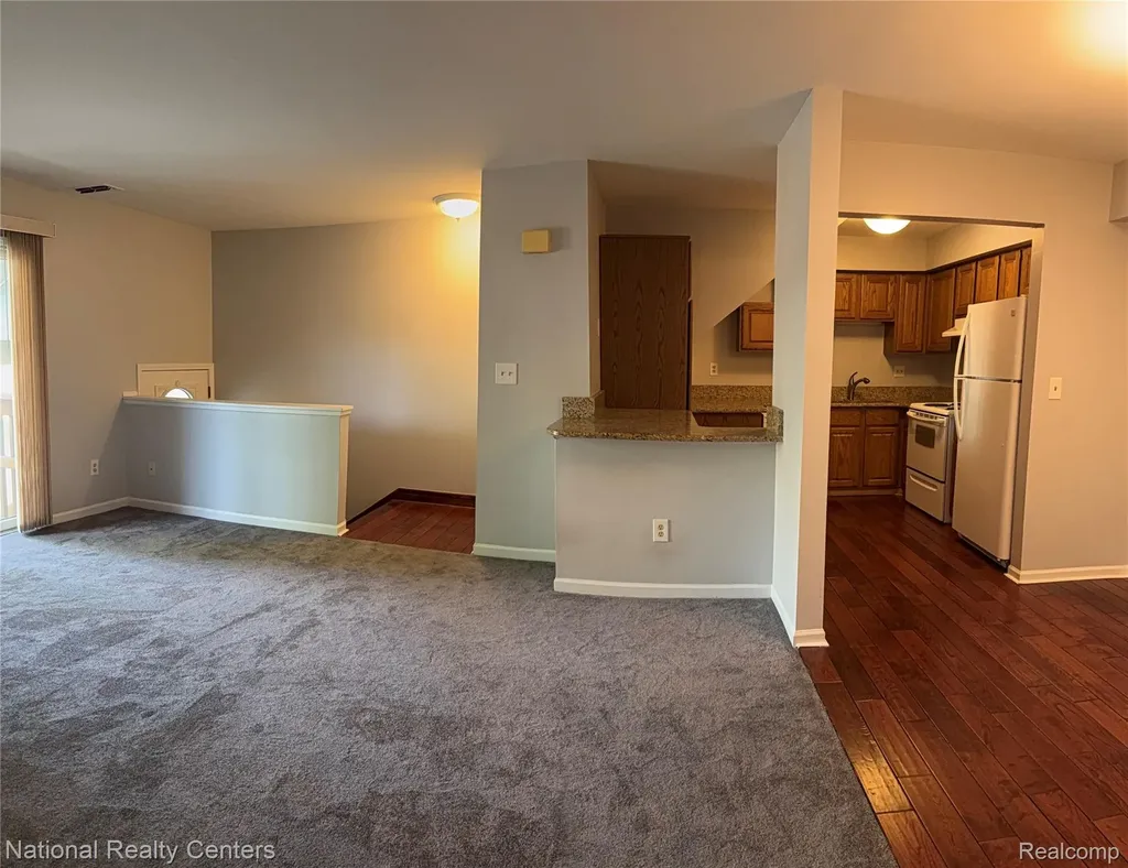 212 Pinewood Drive Plymouth City MI 48170