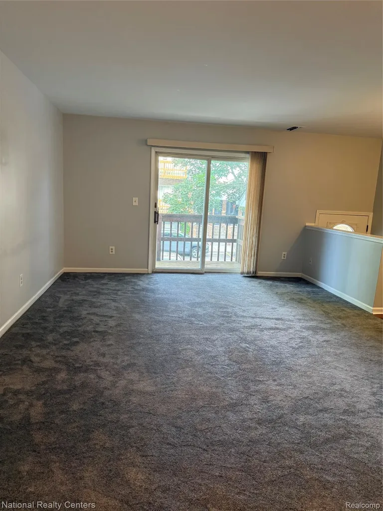 212 Pinewood Drive Plymouth City MI 48170