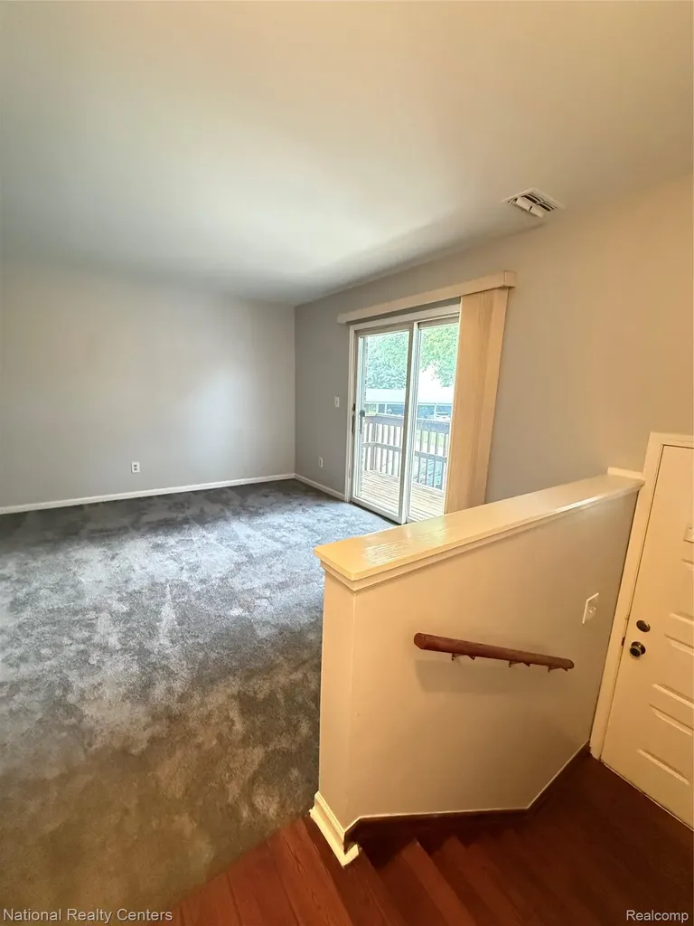 212 Pinewood Drive Plymouth City MI 48170